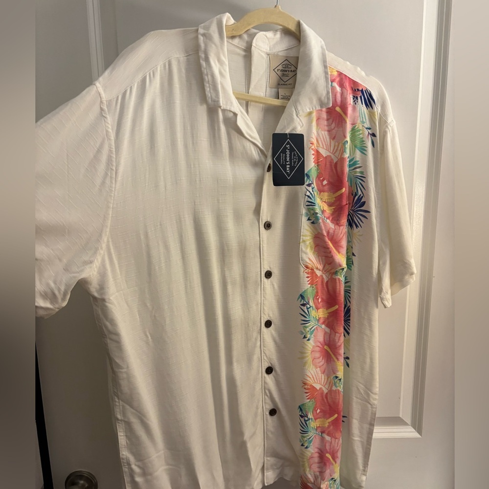 Mens St John’s Bay Tropical-Accent Cream Short-Sleeve Camp Shirt Sz M NWT
